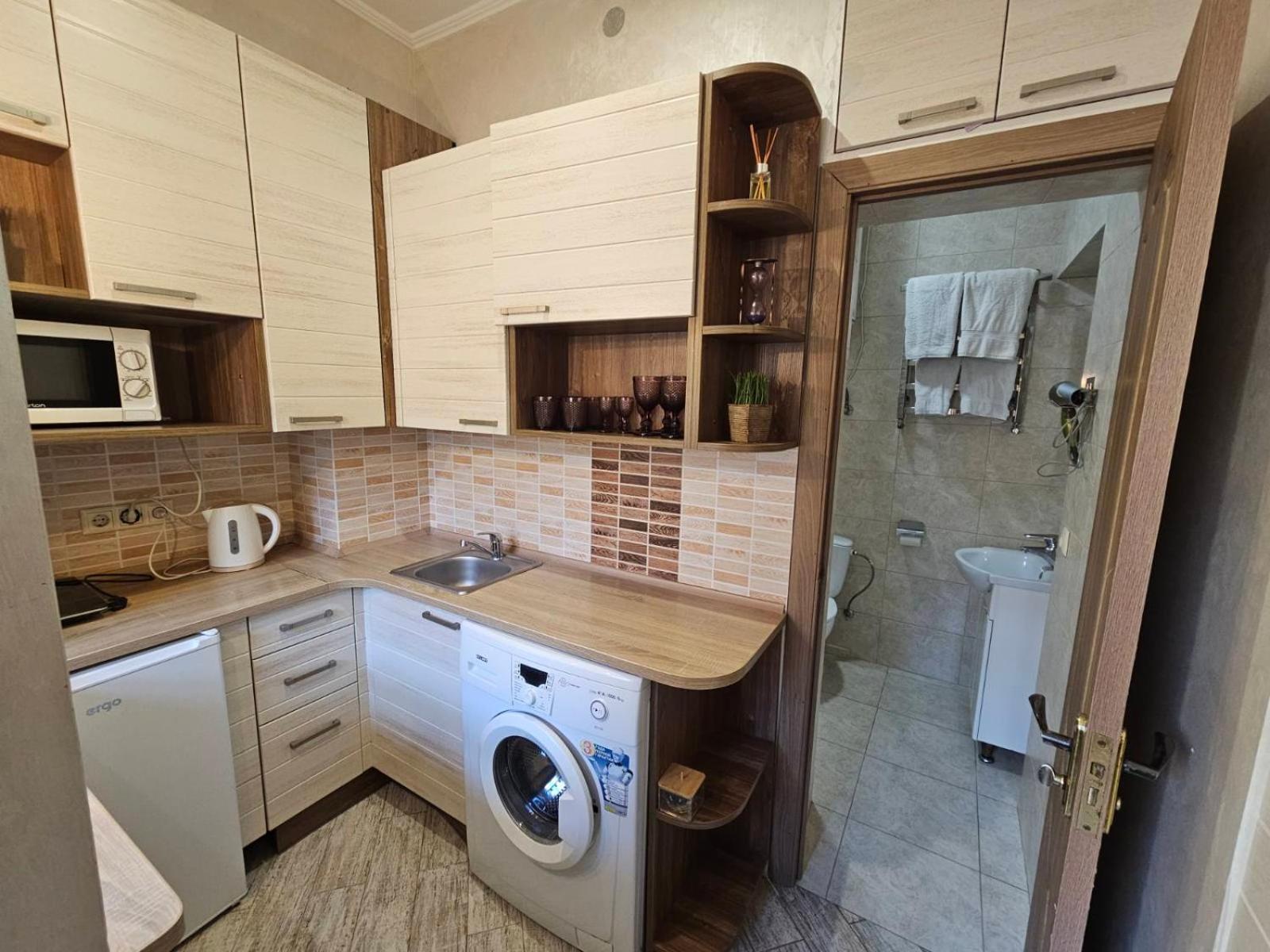 Apartment On Horodotska Street Λβιβ Εξωτερικό φωτογραφία