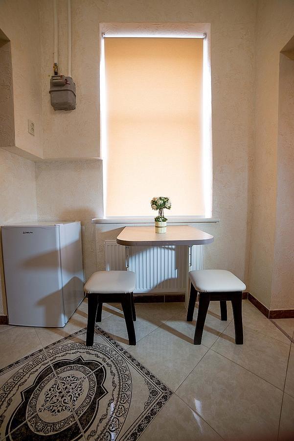 Apartment On Horodotska Street Λβιβ Εξωτερικό φωτογραφία