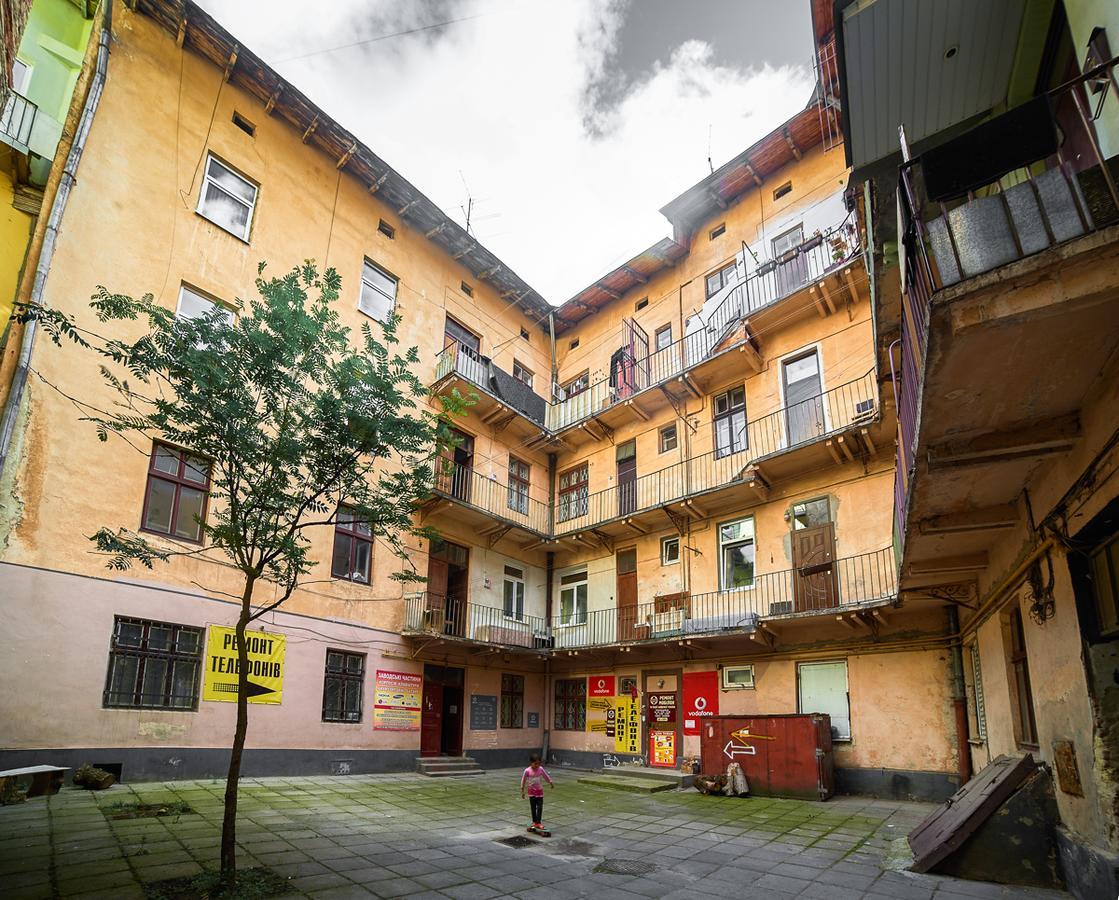 Apartment On Horodotska Street Λβιβ Εξωτερικό φωτογραφία